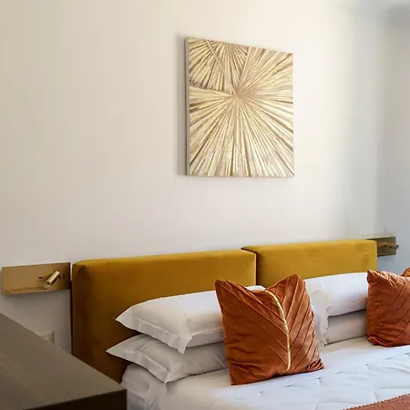 Ortigia Boutique Suites-3