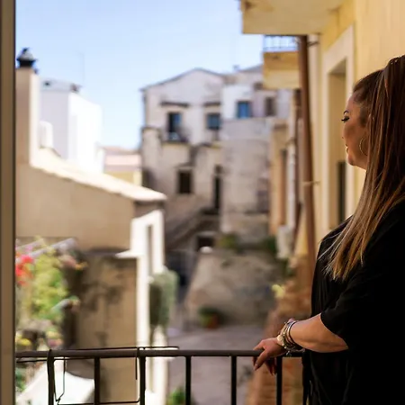 Ortigia Boutique Suites-2